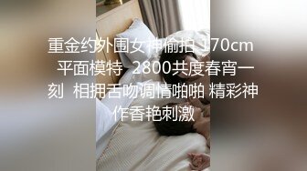  丝袜高跟豹纹露脸小淫娃玩的好嗨啊，啥都播尿尿拉粑粑给狼友看，淫声荡语互动撩骚