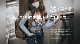 这钱花得太值了这么漂亮的御姐型美女被两个猛男轮流着干,配合各种难度姿势