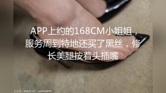 迷倒万千少男的万人迷熟女，极品难一遇，仿佛上海滩的交际花，人美极了配上一手老歌，魅力诱惑！