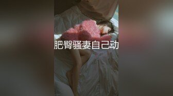 后入骚女的大屁股