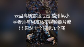 绿毛龟带着贞操锁看着老婆被黄毛操 (ph60357b3c317b9)