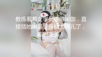  舞姬妖妖很像明星的一个小女人，颜值不错全程高能脱衣艳舞诱惑精彩不断