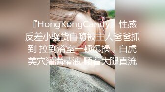 商场女厕全景偷拍长裙美女换姨妈巾