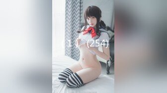 【新片速遞】蜜桃影像传媒 PMC-042 巨乳骚妹无套硬上亲哥 痴女妹妹的乱伦体验 斑斑